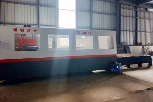 光纖激光切割機.jpg